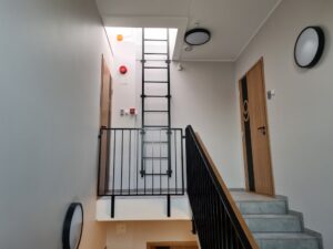 klaasist rodupiirded terrassi piirded trepikoja metallpiirded metkon tallinn katusepapi 9