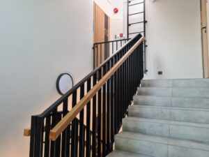 klaasist rodupiirded terrassi piirded trepikoja metallpiirded metkon tallinn katusepapi 9