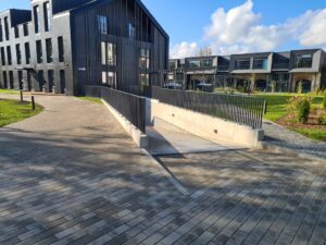 trepikojapiirded valispiirded klaasist rodupiirded Tallinnas jahu 5