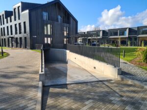 trepikojapiirded valispiirded klaasist rodupiirded Tallinnas jahu 5