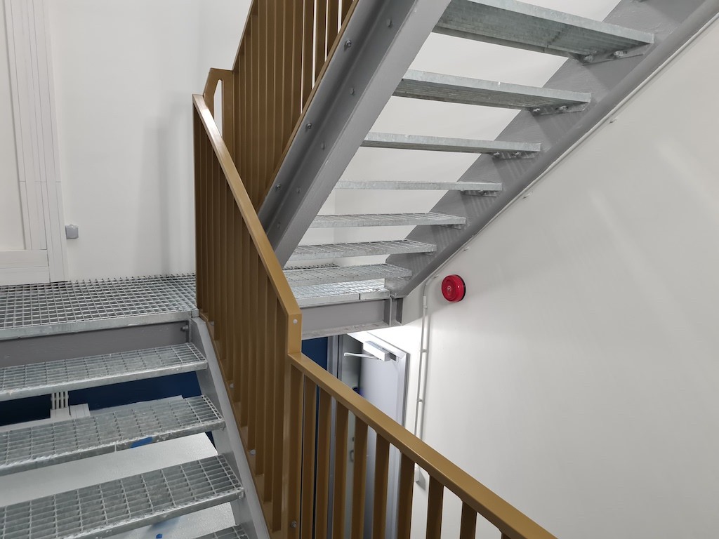 valispiirded sisepiirded klaaspiirded kasipuudmetkon lillekula komando